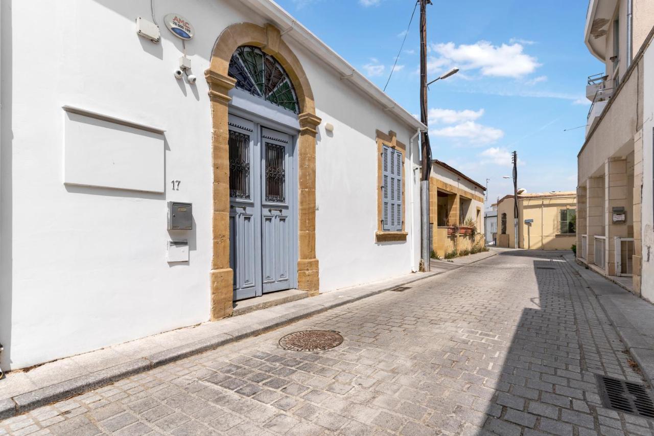 To Hani - Large Traditional House Nikosia Bagian luar foto